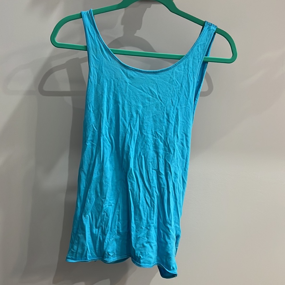 Fabletics cross back tank top